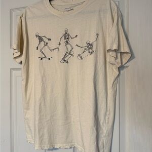 Skeleton Graphic Cream T-Shirt